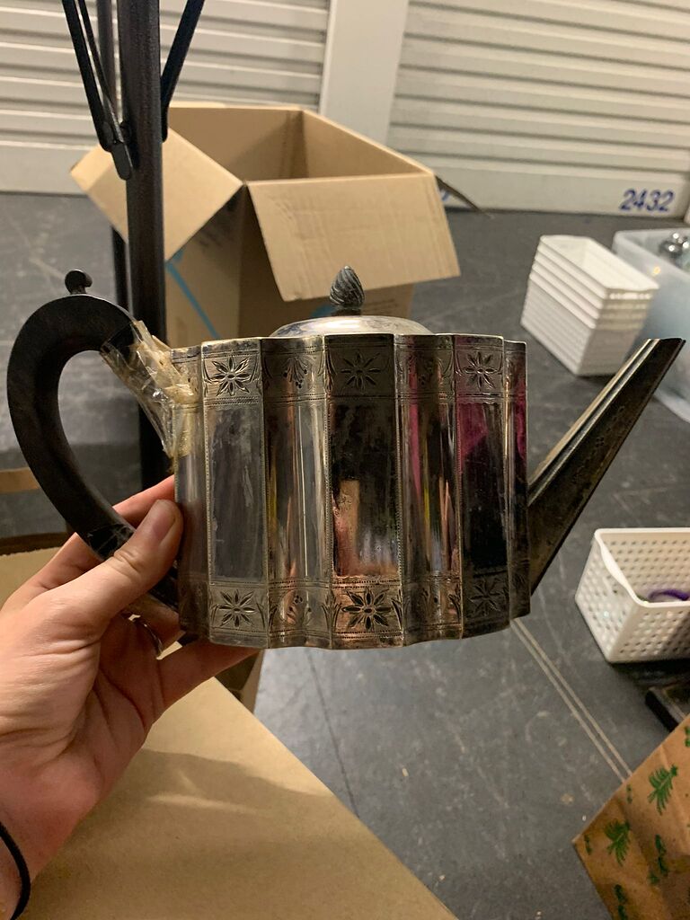 Identifying Teapot Identification Help What is it? Silver