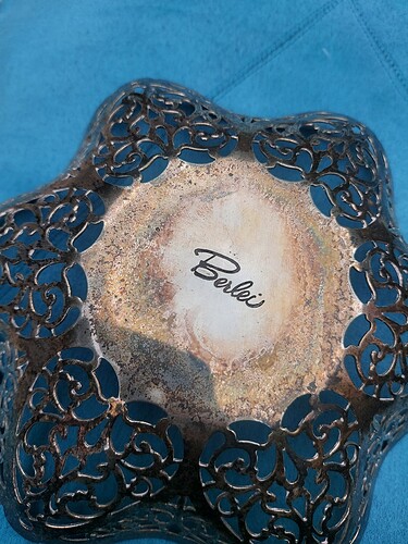 16570204401656262675405417219166