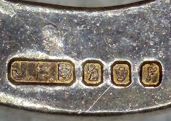 pendant-hallmark-view-2