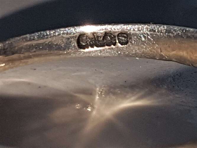 9CT ON SILVER