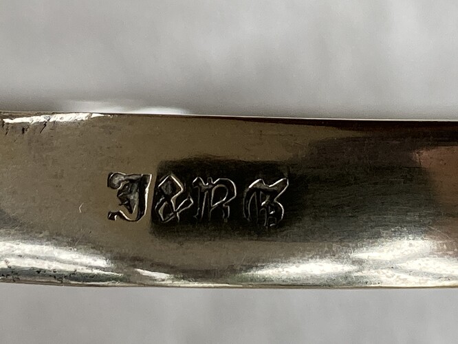 Cake Plate Handle 2
