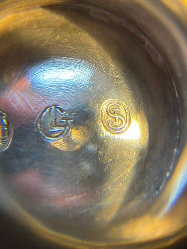 photo_5238114781489729211_y