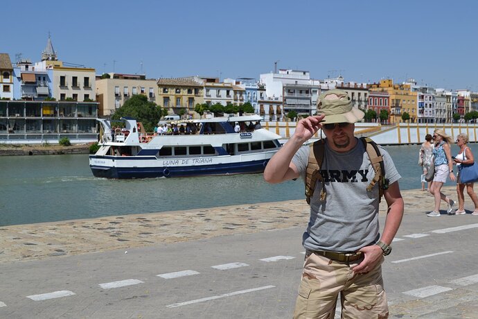 64468830_926048771076923_101558435903963136_o