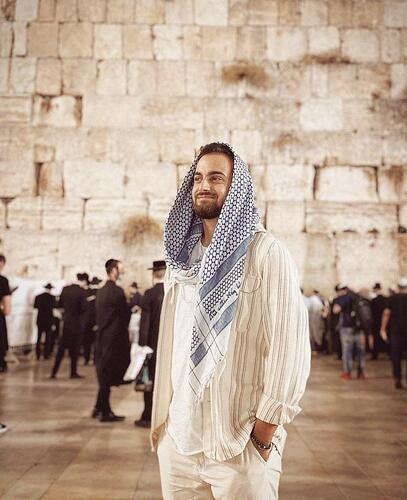 thoughts-on-ancient-jewish-sudra-headdress-v0-96fhzyjgo0i91