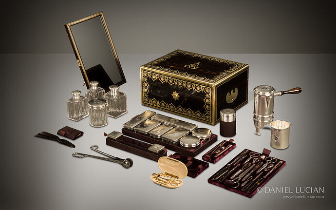 antique-necessaire-de-voyage-06