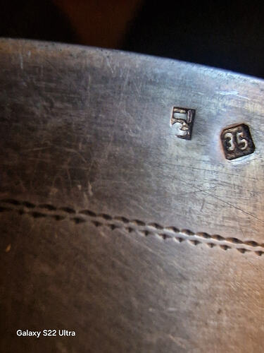 1000100243