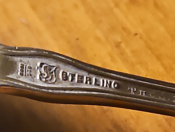 Tongs 1