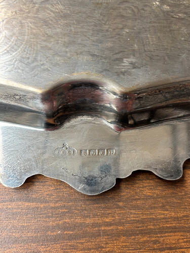 Silver tray crown ID
