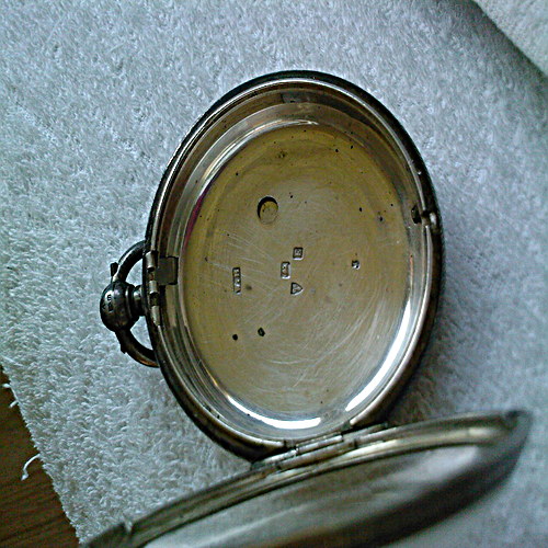 rsz_watch_and_tray_markings_001.jpg