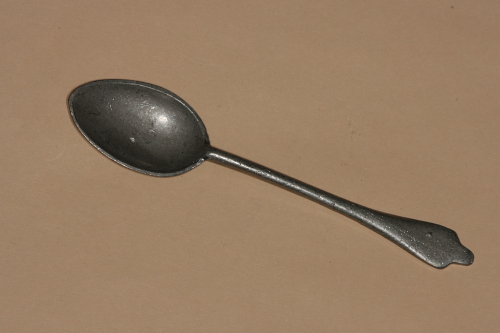 colonial spoon003.JPG