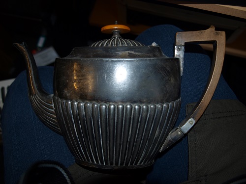 silver teapot.jpg