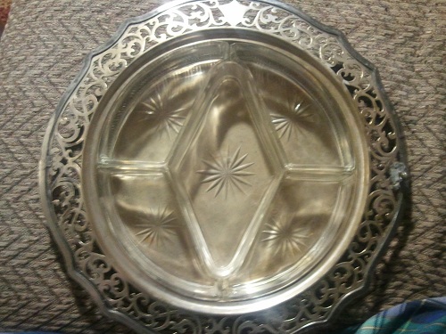 meriden glas silver tray.jpg