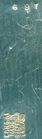 Bottom Scan of Hallmark252.gif