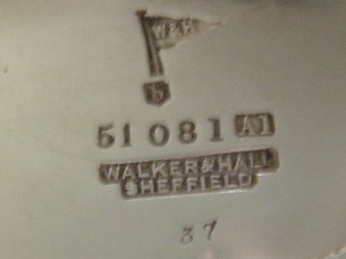 Markings on bottom of silver basket.jpg